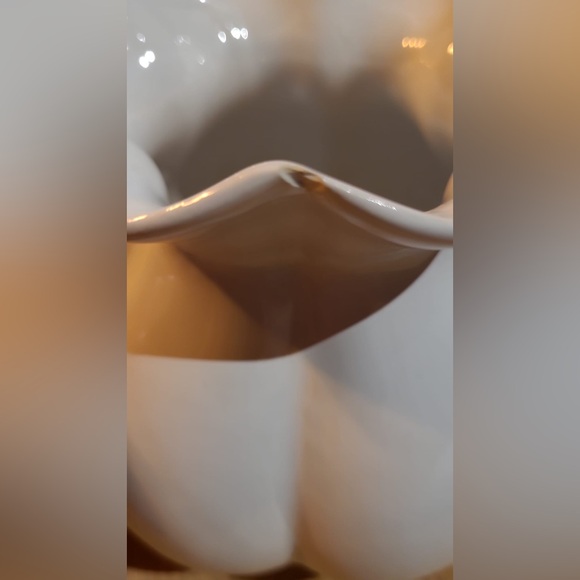 Ceramic Vase - Picture 3 of 6